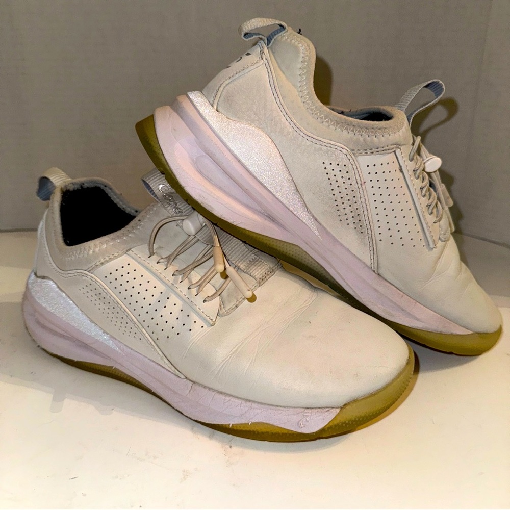 Clove Women’s Nursing Shoes Women’s 7/Mens 5.5